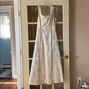 Scott McClintock Cream Gown Gold Threading Design